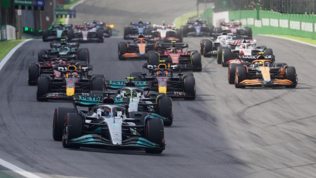 Un momento de la salida del Gran Premio de Brasil.