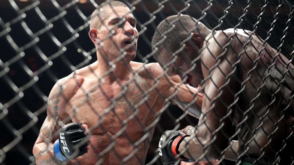 Alex Pereira e Israel Adesanya, en el Madison Square Garden durante el UFC 281