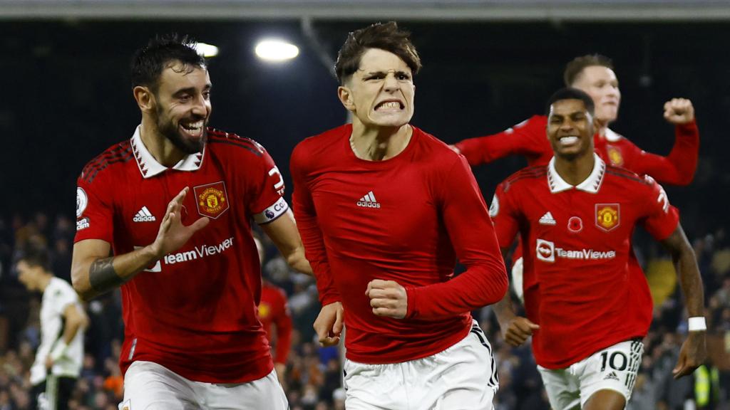 Alejandro Garnacho celebra su primer gol en la Premier League