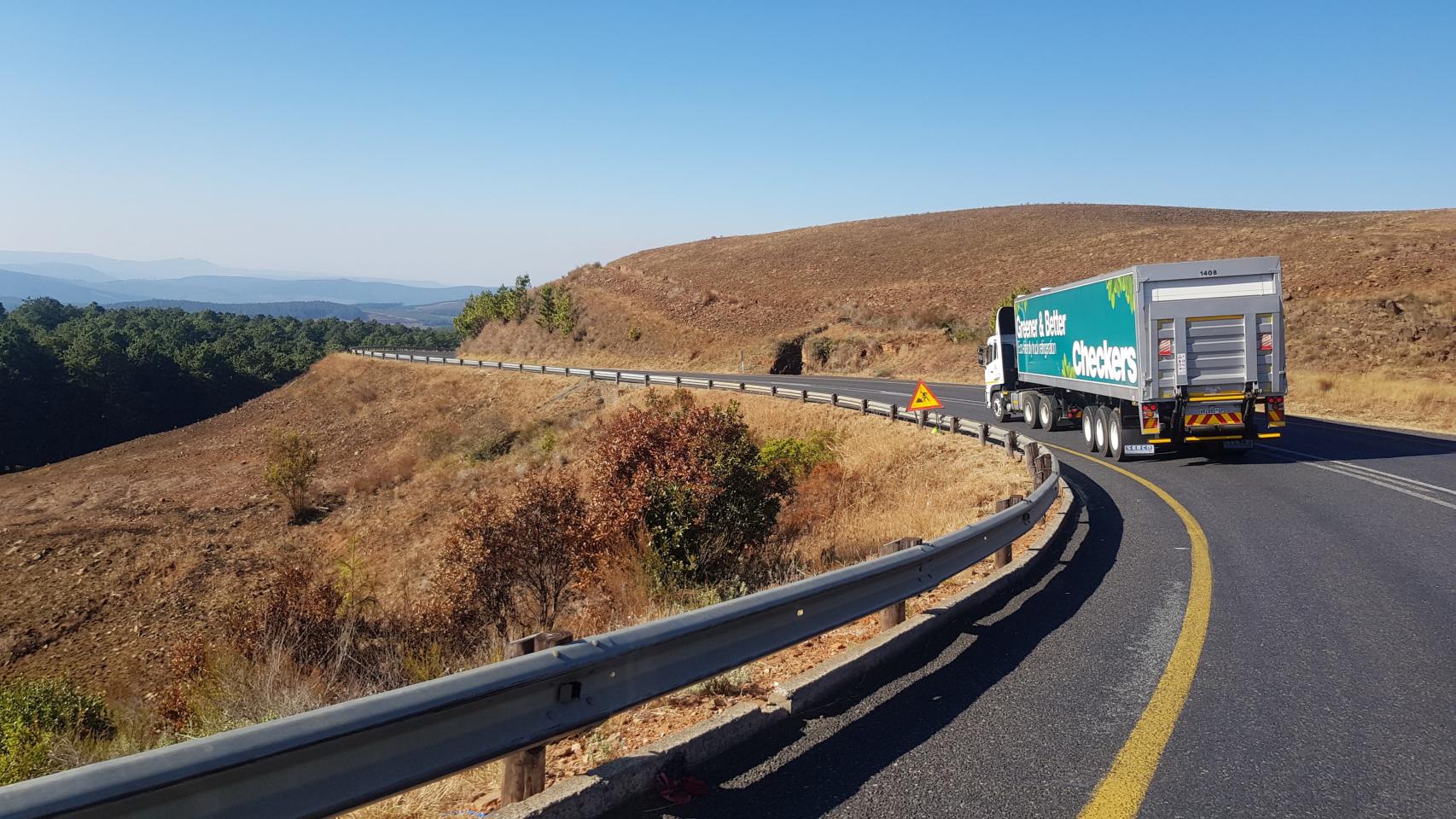 El paro indefinido no afecta al sector del transporte en la Comunidad Valenciana, en la imagen recurso de su uso por carretera.