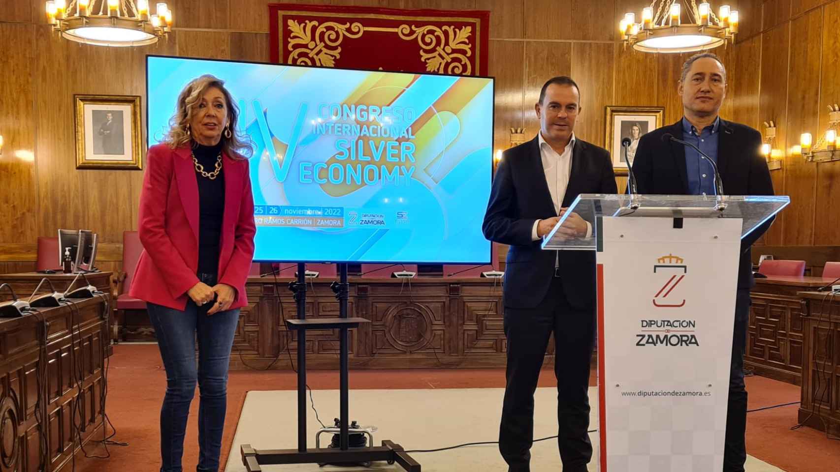 Ana Sánchez, Francisco Requejo y Emilio Fernández presentan la cuarta edición del Congreso Internacional Silver Economy