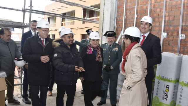 La directora general de la Guardia Civil, María Gámez, visita las obras del nuevo cuartel de la Guardia Civil de Fuentesaúco
