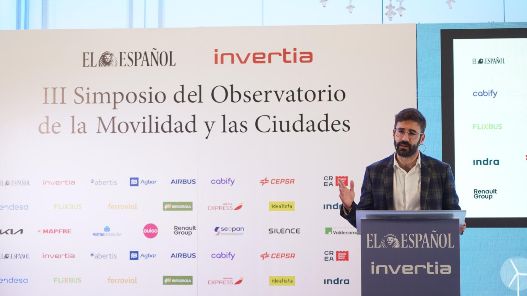 Joan Groizard, director general del IDAE, durante su intervención en la apertura de la segunda jornada del III Simposio del Observatorio de la Movilidad y las Ciudades.