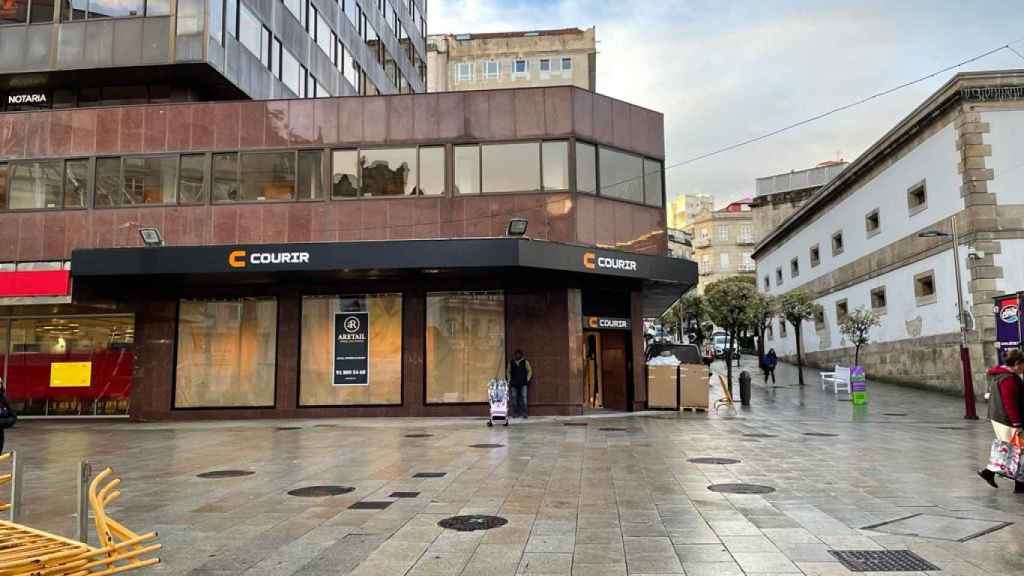 Próximas aperturas en la emblemática calle comercial Príncipe en Vigo.