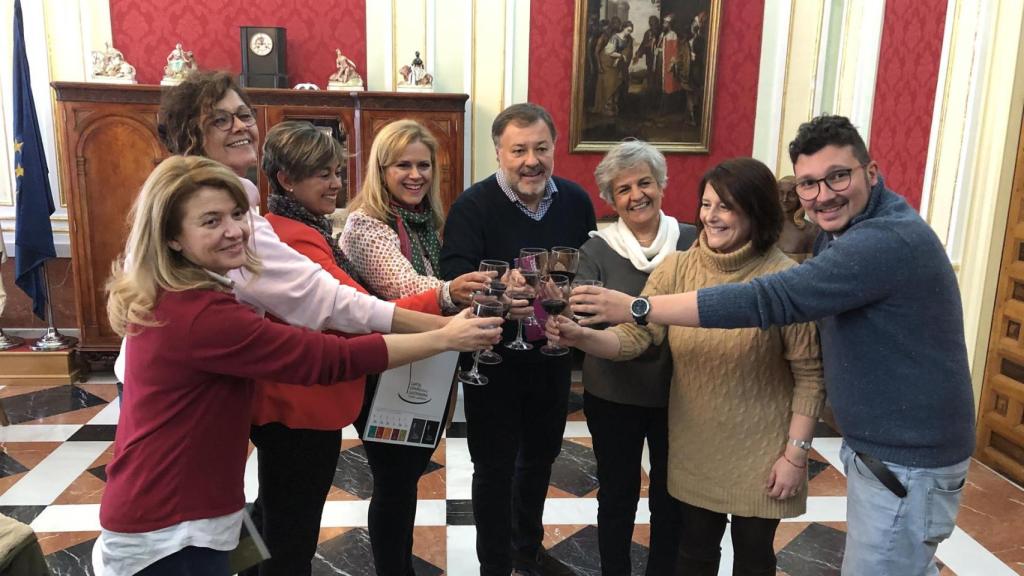 Brindis en el Ayuntamiento de Cuenca.