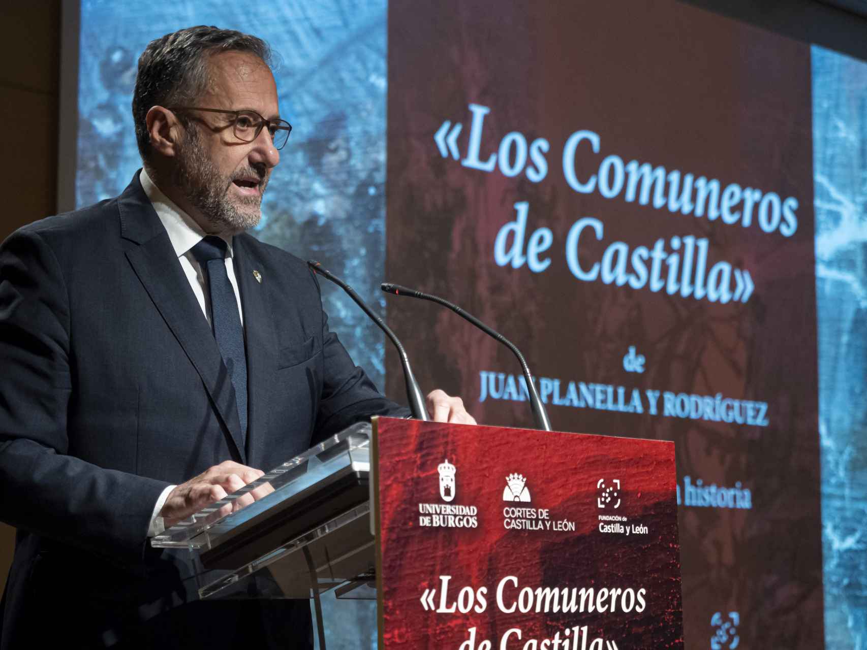 El presidente de las Cortes, Carlos Pollán, durante la inauguración de las jornadas, este jueves.