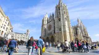 Dos de las diez ciudades más felices de España son de Castilla y León: este es el ranking completo