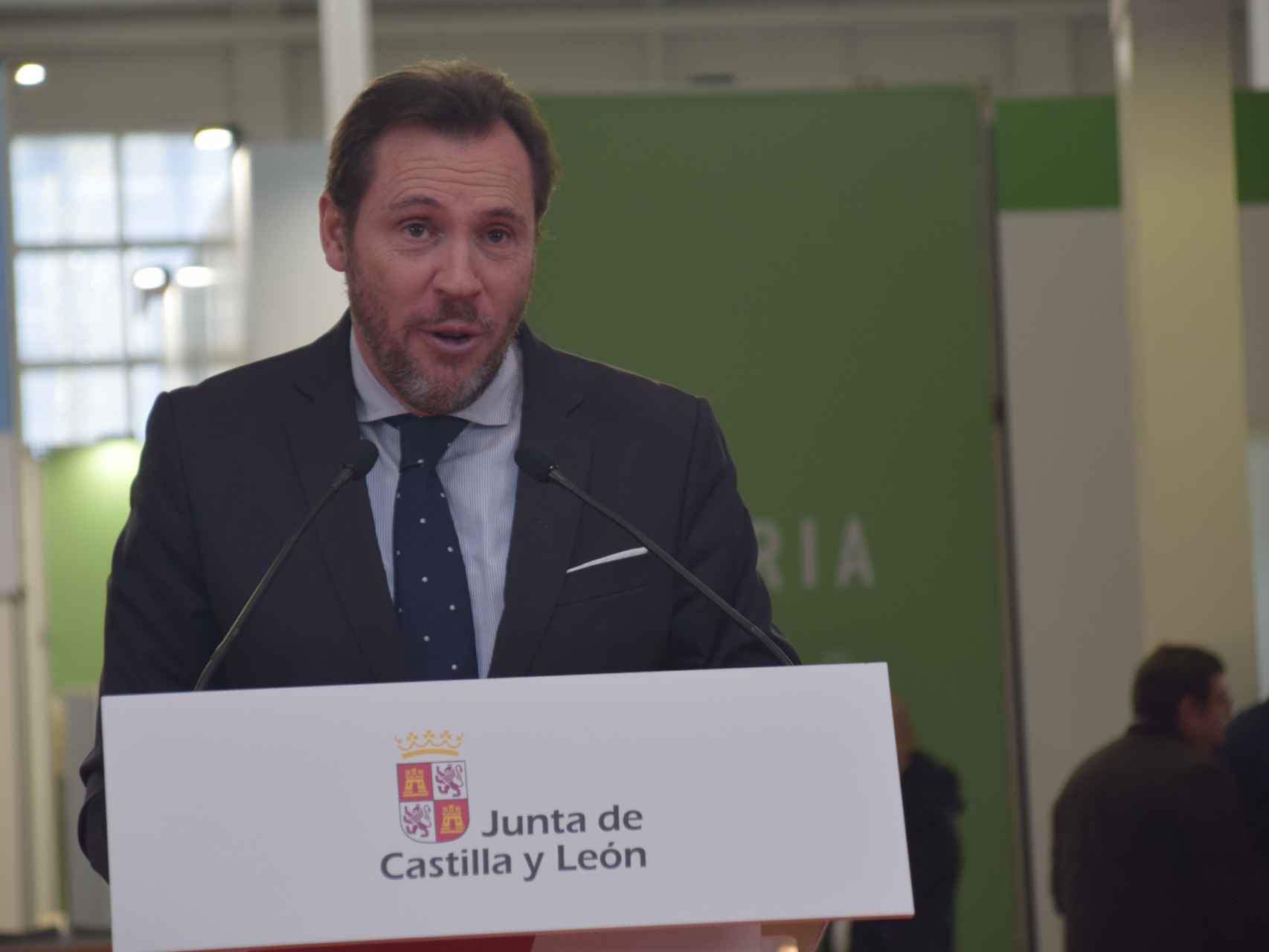 El alcalde de Valladolid, Óscar Puente, durante su intervención.