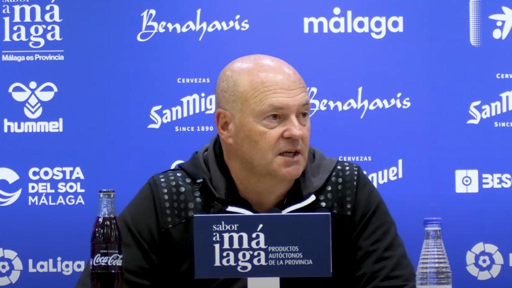 Pepe Mel durante una rueda de prensa en La Rosaleda