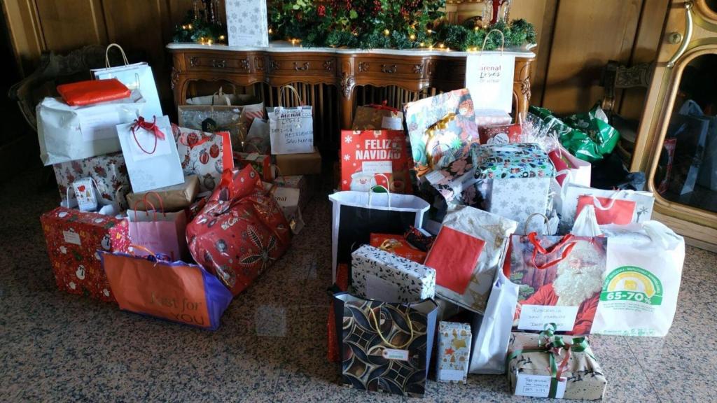 Regalos de la campaña de Navidad de la Asociación Solidaria de Galicia.