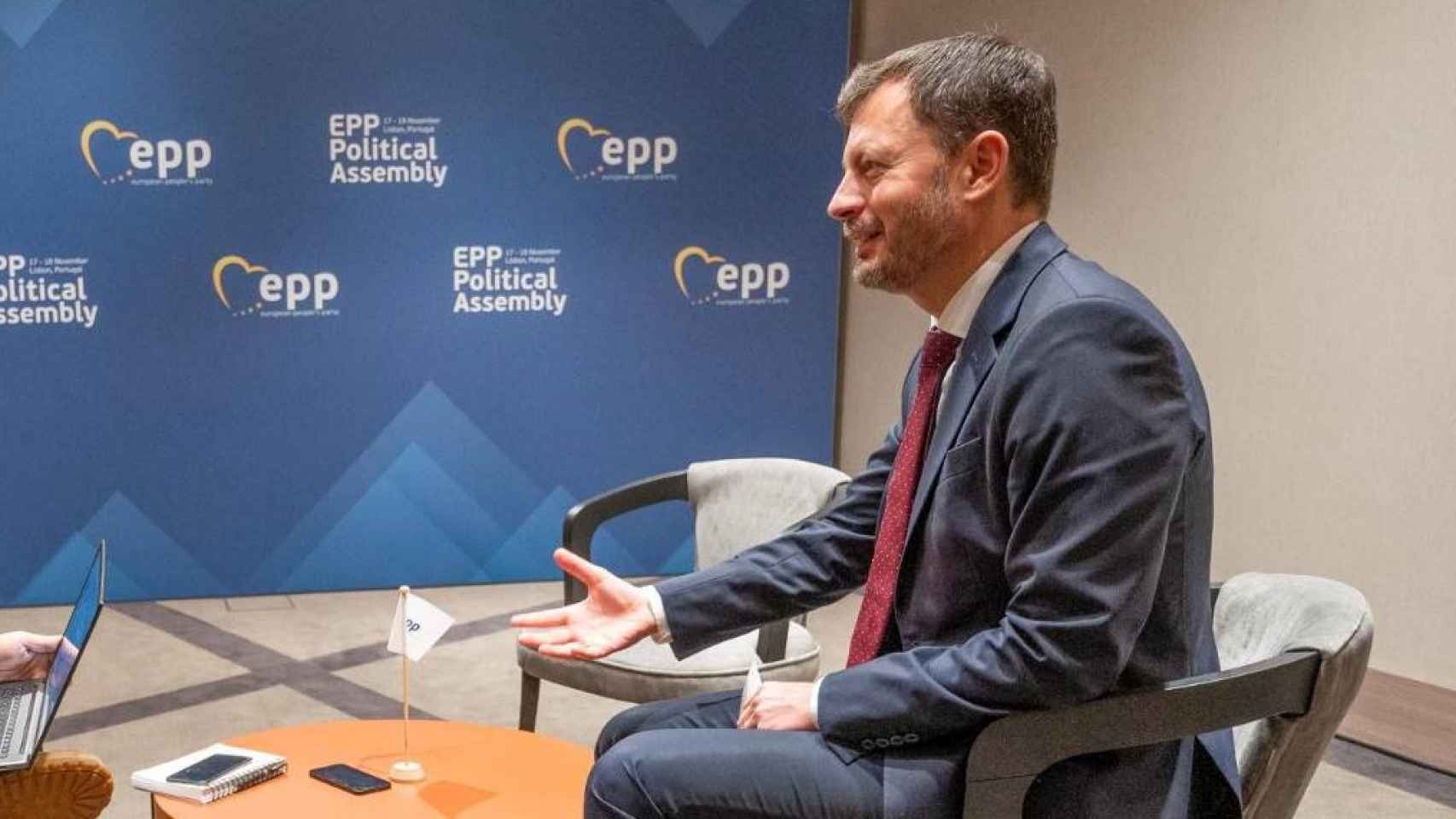 Eduard Heger, primer ministro de Eslovaquia, durante la entrevista con EL ESPAÑOL.