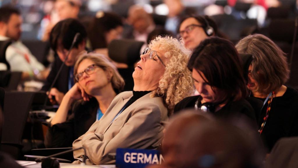 Delegados durante el plenario final de la COP27, esta madrugada.