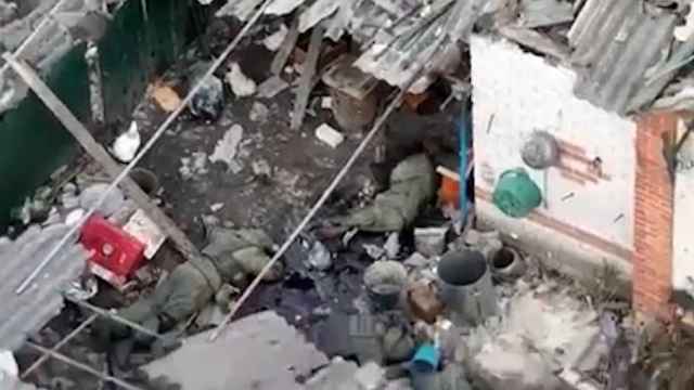 Vídeos de soldados rusos asesinados a quemarropa