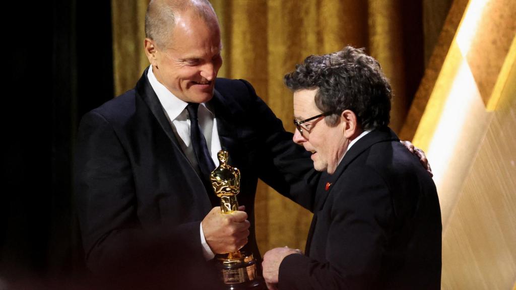 Michael J. Fox recibe el Oscar honorífico: El párkinson es un regalo que sigo aceptando