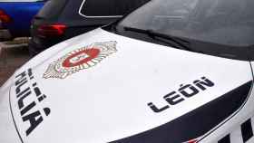 Imagen de un vehículo de la Policía Local de León.