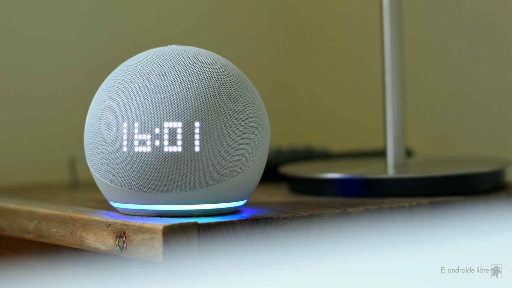 Los Amazon Echo son potentes, pero no se pueden conectar a dispositivos Google Home o Apple HomeKit