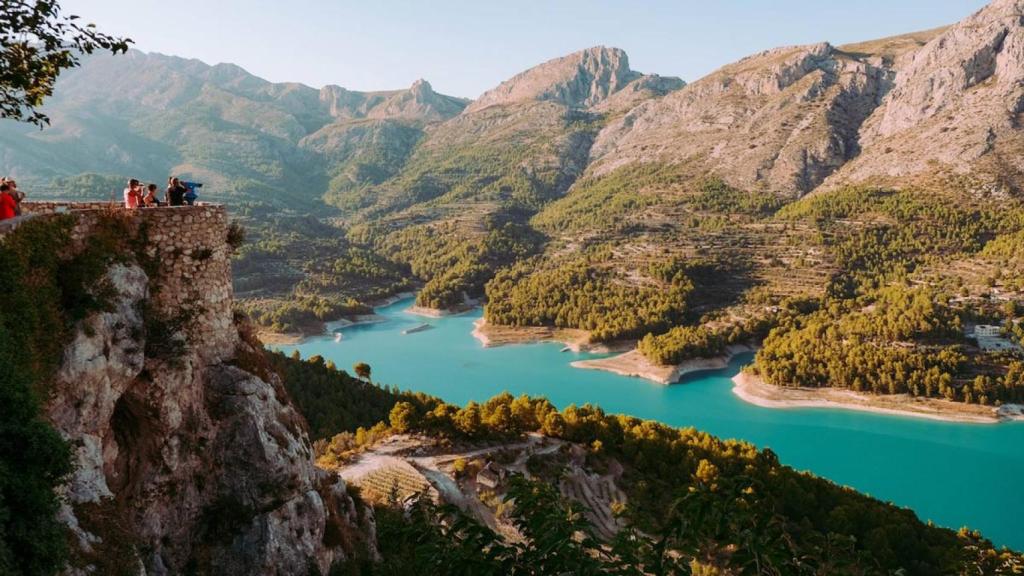 Vistas la pantano de Guadalest.