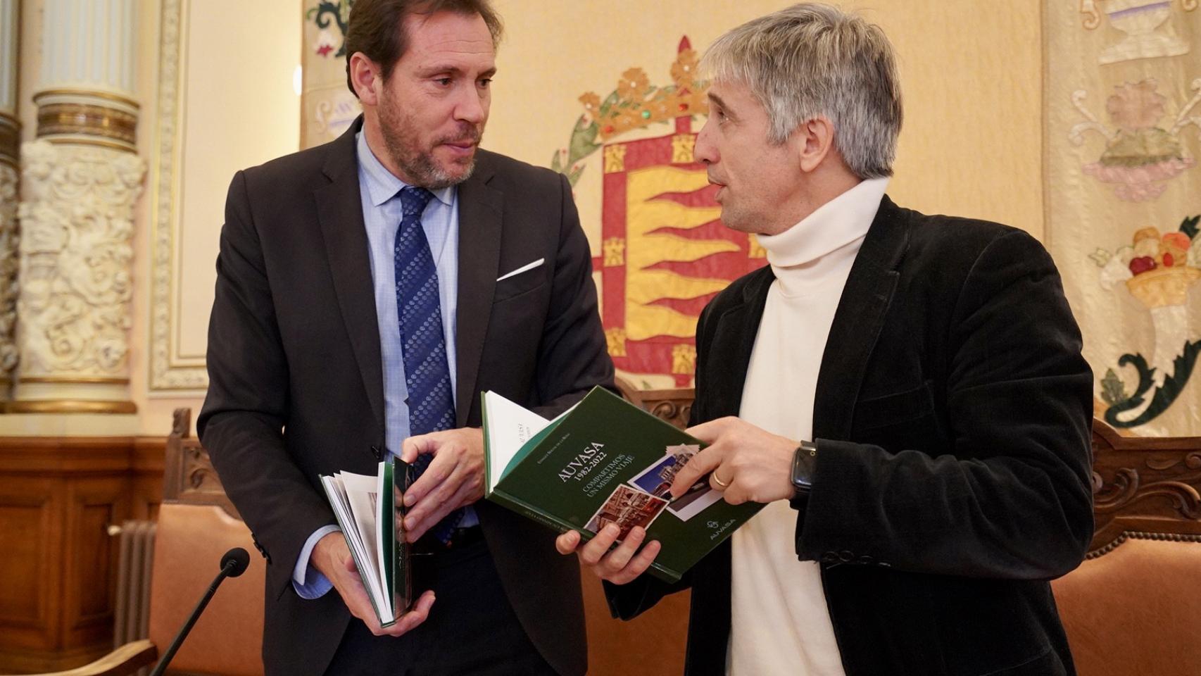 Presentación del libro de Auvasa