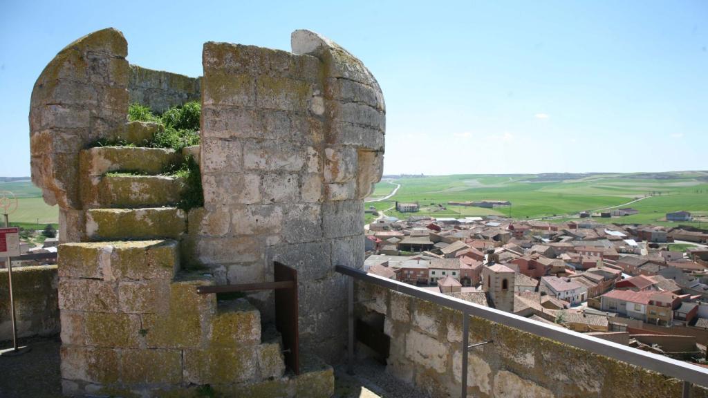 El castillo de Torrelobatón alberga el Centro de Interpretación del Movimiento Comunero.