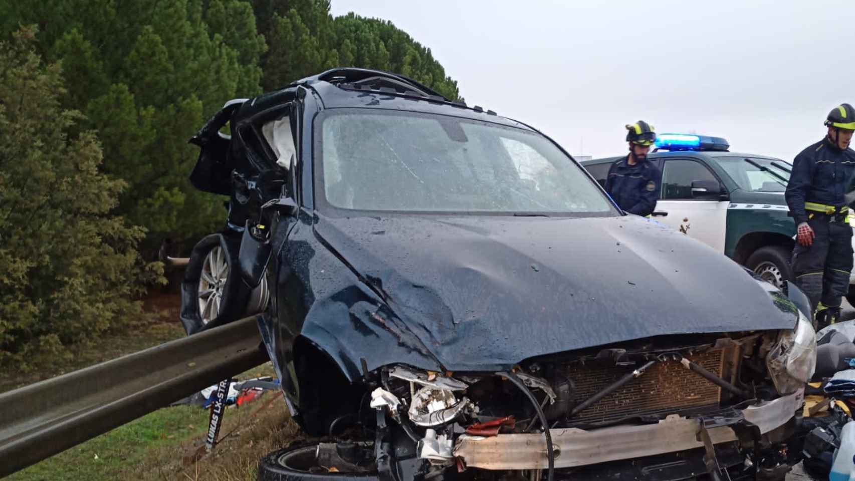 Uno de los coches en el accidente de Sardón de Duero