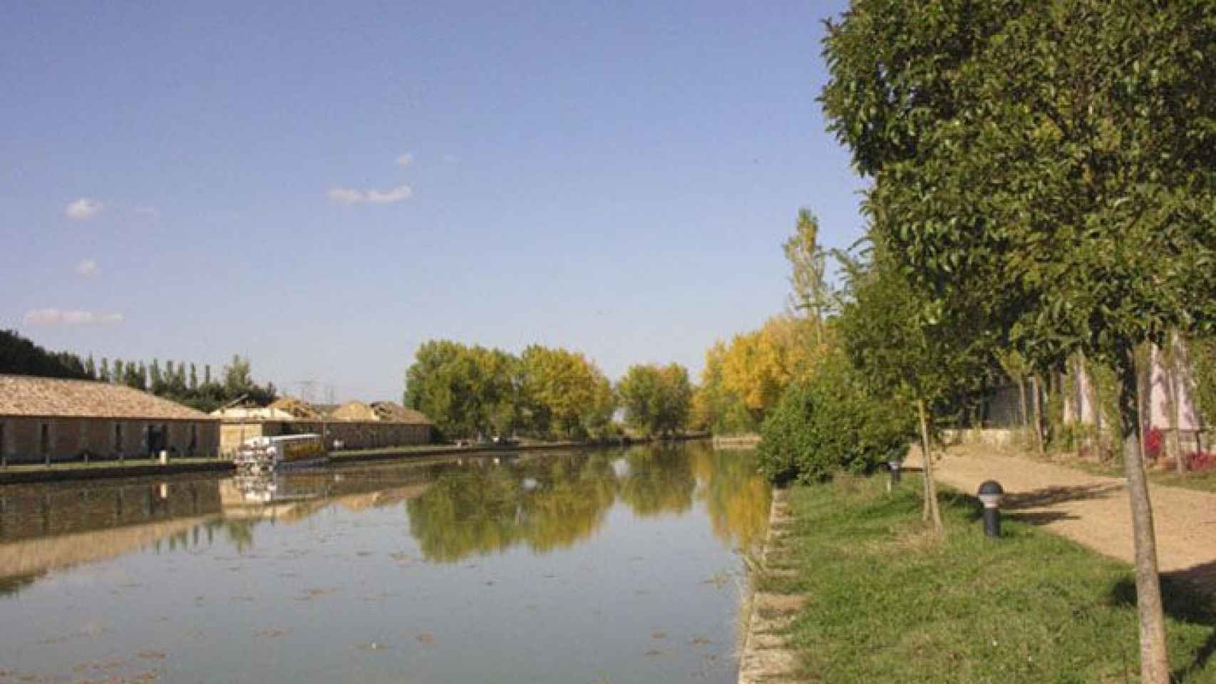 Canal de Castilla en Tierra de Campos