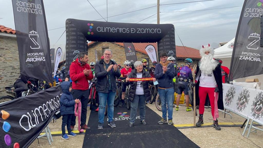 Salida de la VI Marcha MTB Ufones de Aliste 'Ruta de los castros de Aliste'