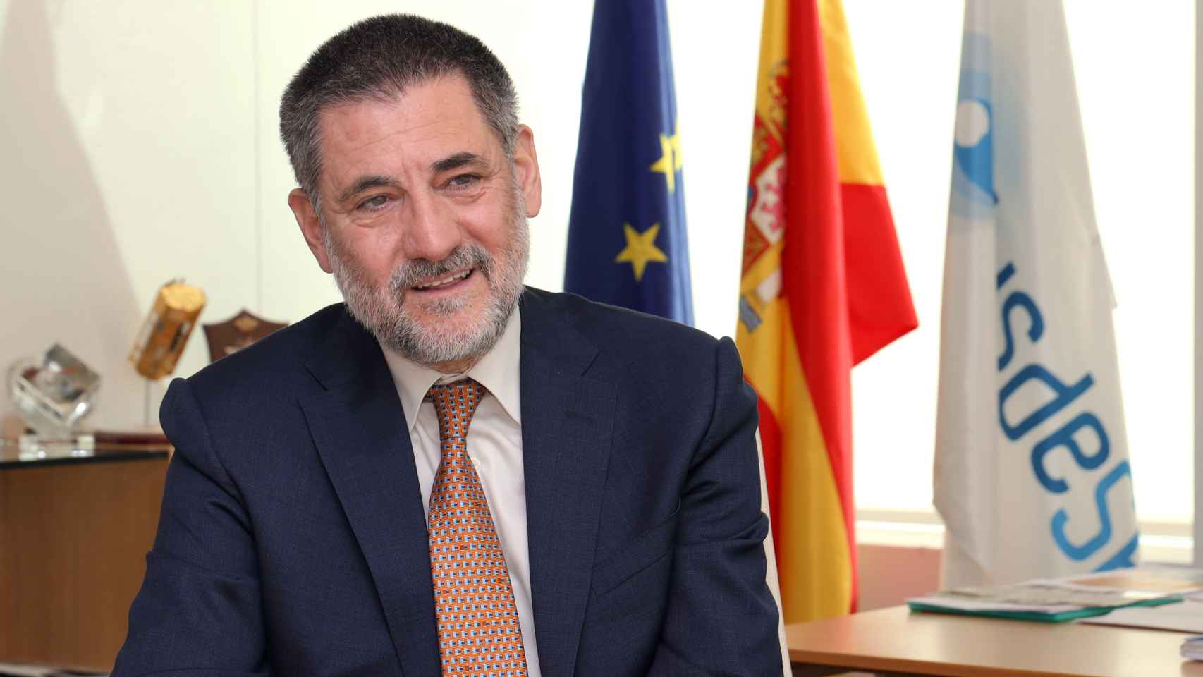 Miguel Ángel García en su despacho.