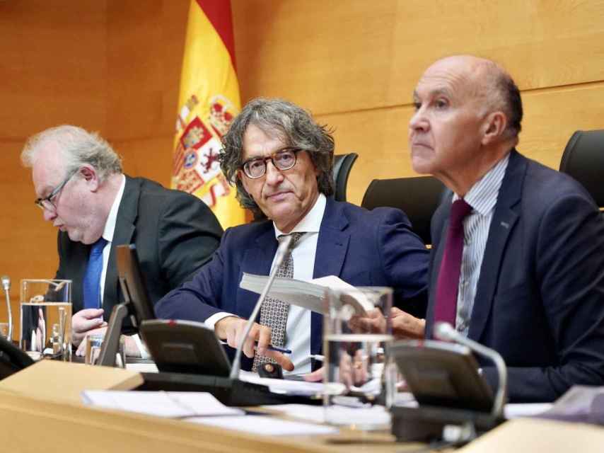 El Fiscal Superior de Castilla y León, Santiago Mena, durante la presentación de la Memoria Anual de la Fiscalía en las Cortes, este lunes.
