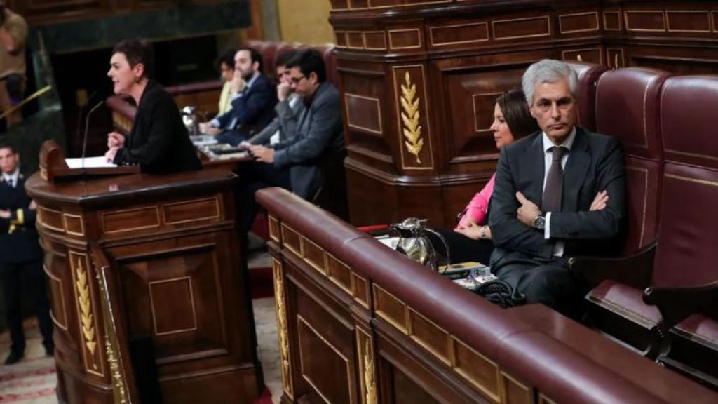 Adolfo Suárez Illana, en la Mesa del Congreso.