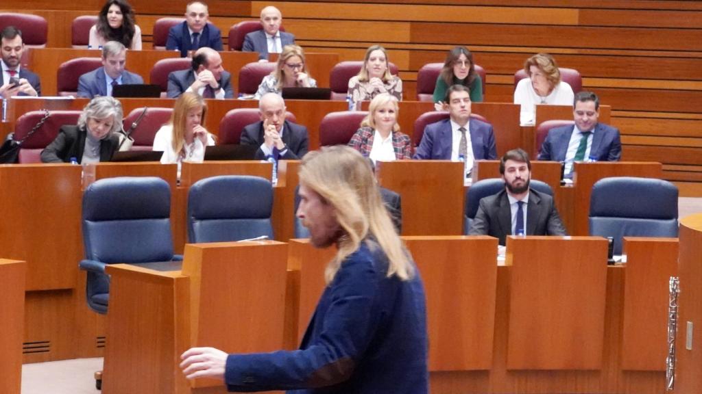 Pablo Fernández, de UP, durante su intervención en las Cortes