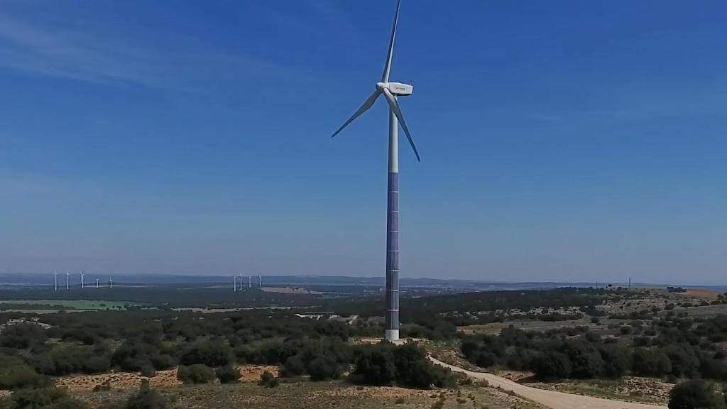 Paneles solares de Heliatek en aerogenerador