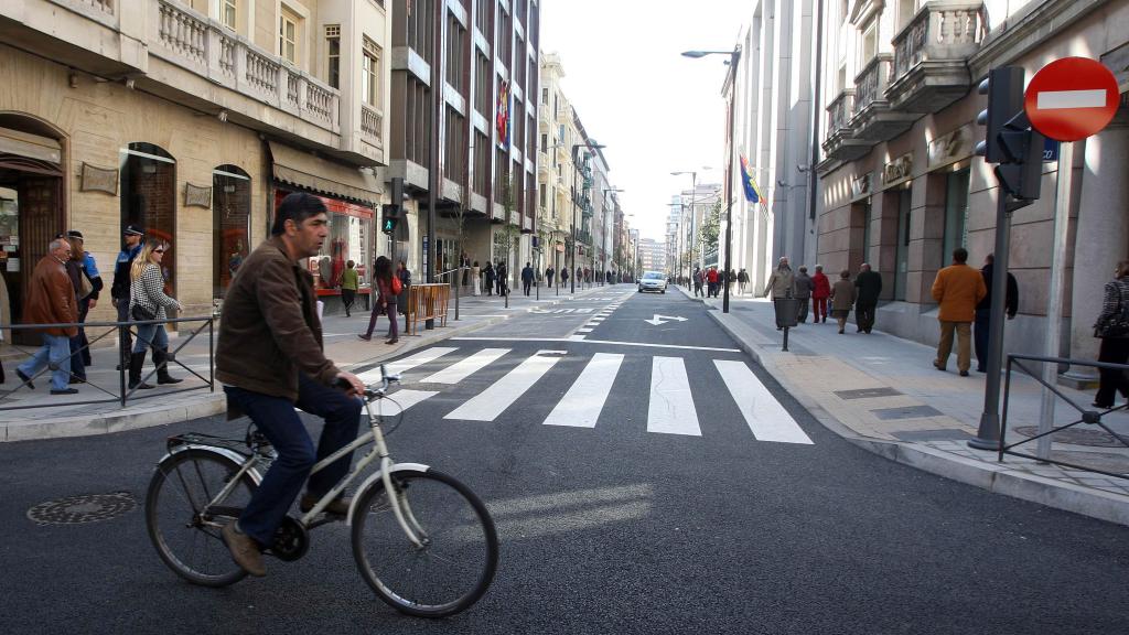 Zona de Baja Emisión en una ciudad española.