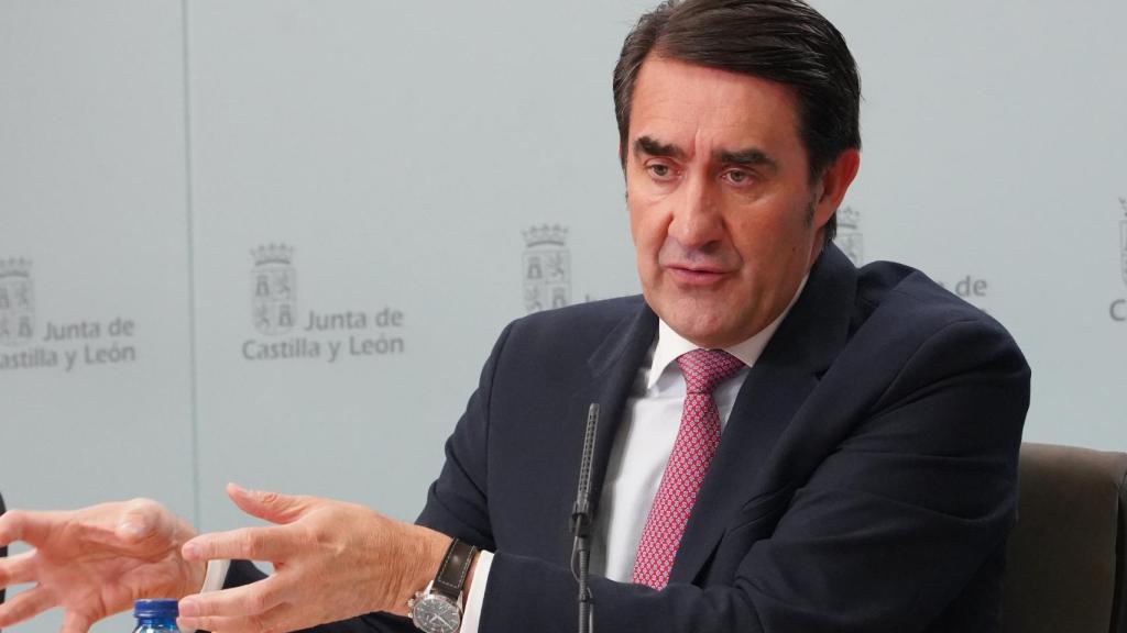 El consejero de Medio Ambiente, Vivienda y Ordenación del Territorio, Juan Carlos Suárez-Quiñones,