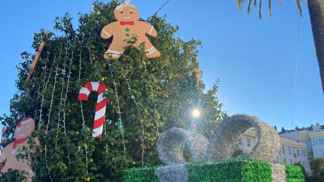 Decoración navideña en el Concello de Cambre (A Coruña).