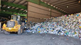 Málaga activa el proceso para cobrar a los vecinos por los costes de recoger y tratar la basura