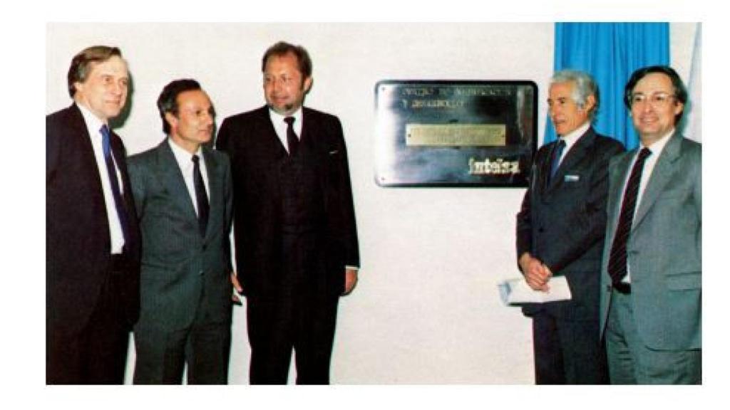Inauguración del Centro de I+D en Madrid en 1984.