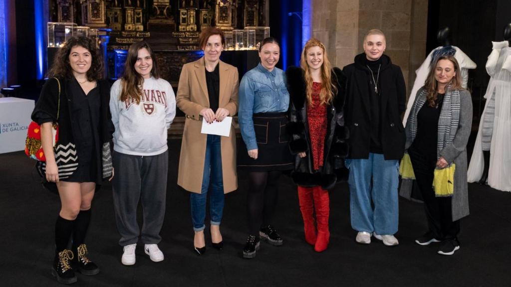 Ganadores de la categoría Moda y Diseño de Joyas de los premios Xuventude Crea 2022.