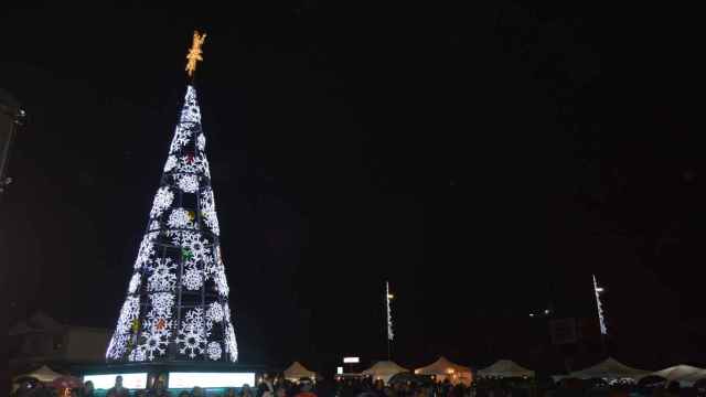 Alumbrado navideño de Mos en 2022.