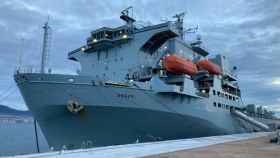 El buque RFA Argus de la Armada Británica en el puerto de Vigo.