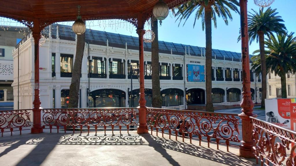 Palco de la música, en los Jardines de Méndez Núñez.