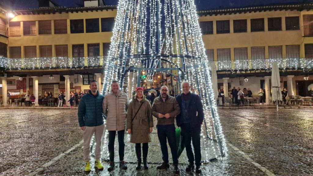 Tordesillas alumbra su Navidad