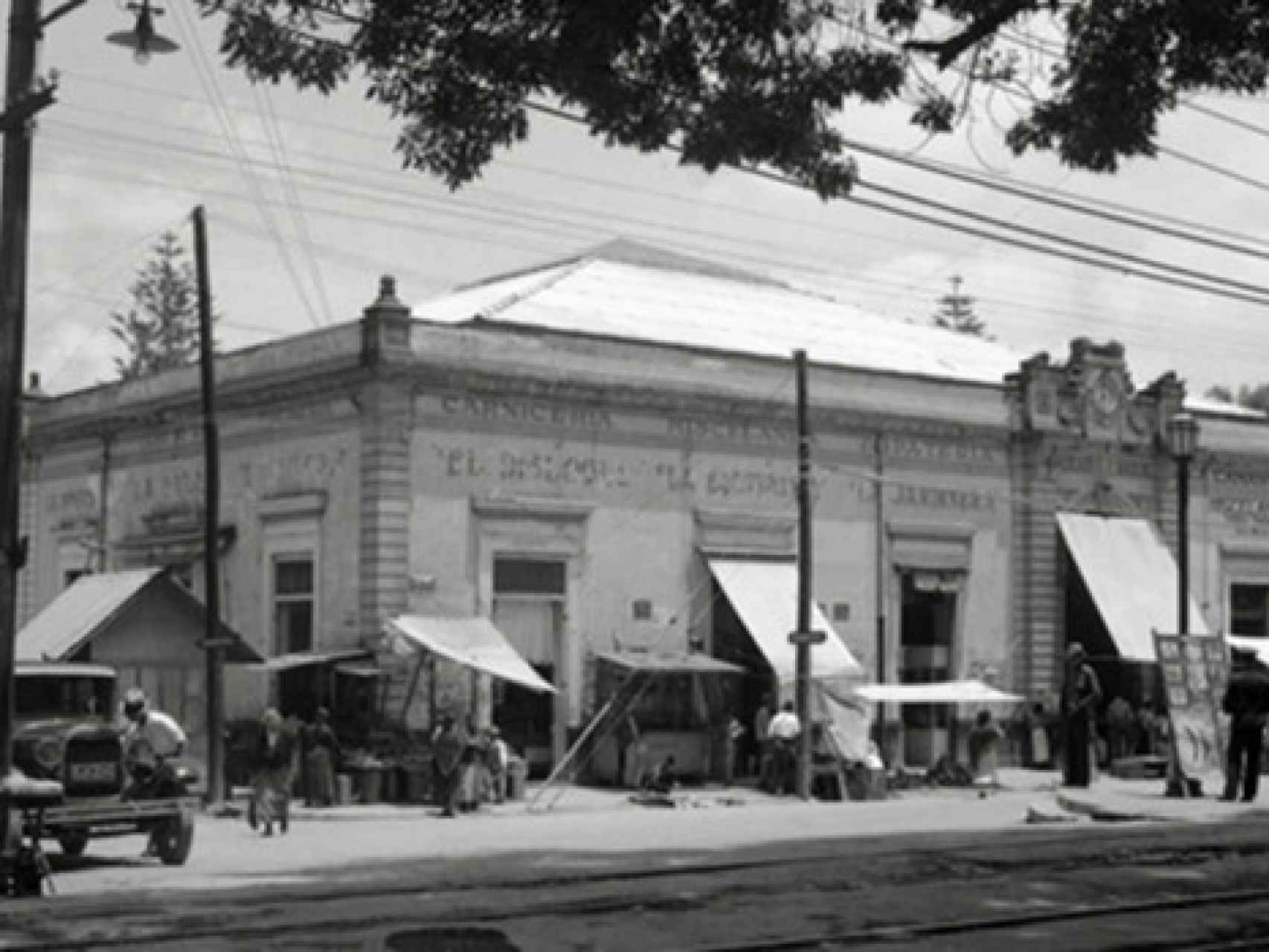 Antiguo mercado de Mixcoac (1930), barrio donde se criaron Arruza y sus hermanos