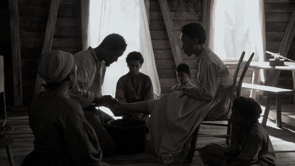 Peter y su familia en una escena de 'Hacia la libertad'.