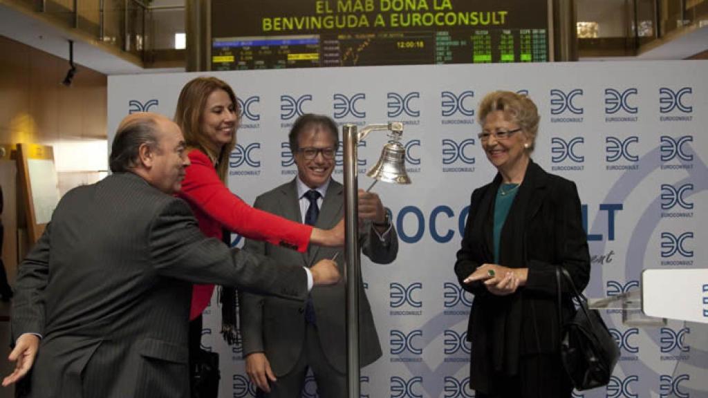 Apertura de Bolsa en Barcelona de Euroconsult en una imagen de archivo.