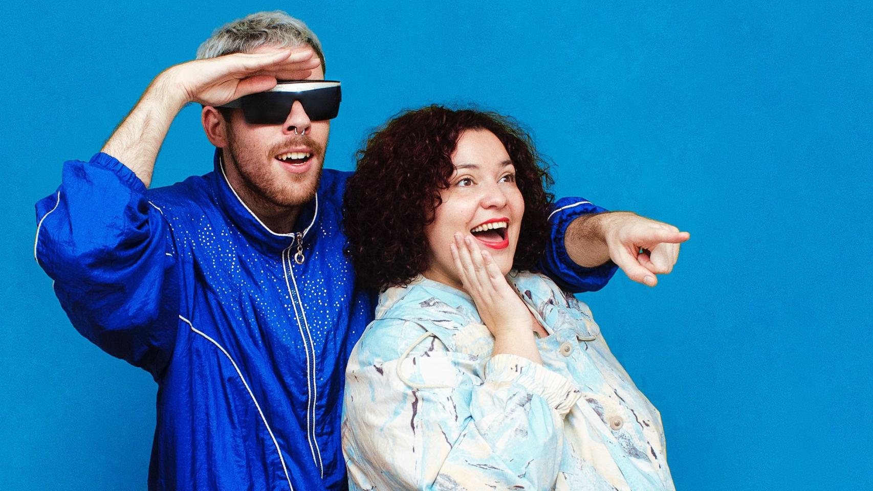 Perra de Satán (Beatriz Cepeda) y Esnórquel (Enrique Aparicio)