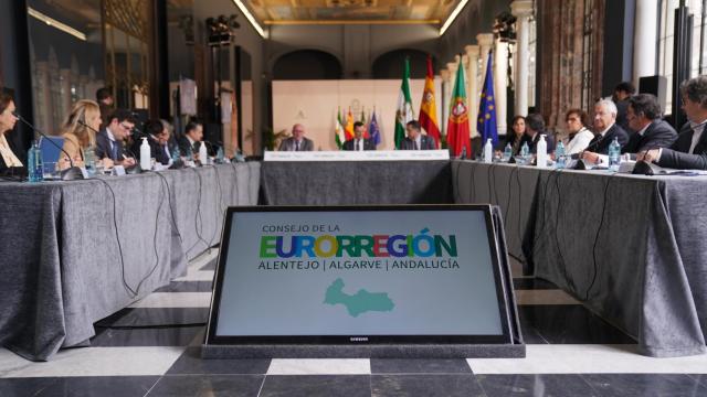 El presidente de la Junta de Andalucía, Juanma Moreno, participa en el Consejo de la Eurorregión Alentejo Algarve-Andalucía.