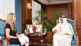 La vicepresidenta del Parlamento Europeo, Eva Kaili, reunida con el ministro de Trabajo de Qatar, Ali bin Samikh Al Marri.