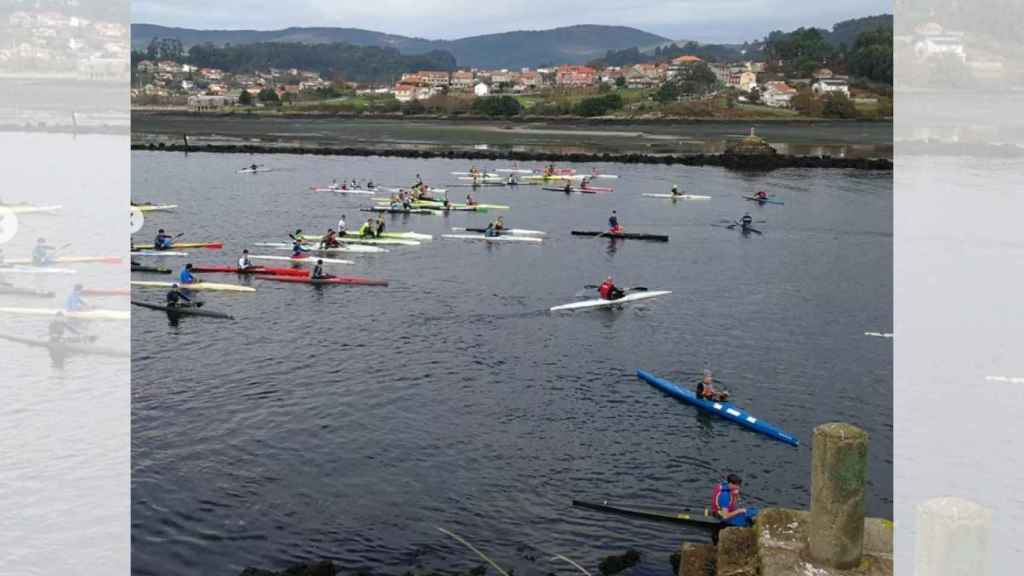 Homenaje del piragüismo pontevedrés a José Manuel Penas, fallecido en el río en octubre.