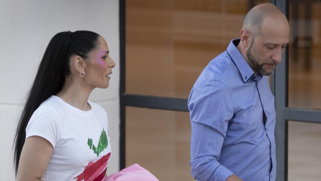 Rosa López junto a su pareja, Iñaki García.