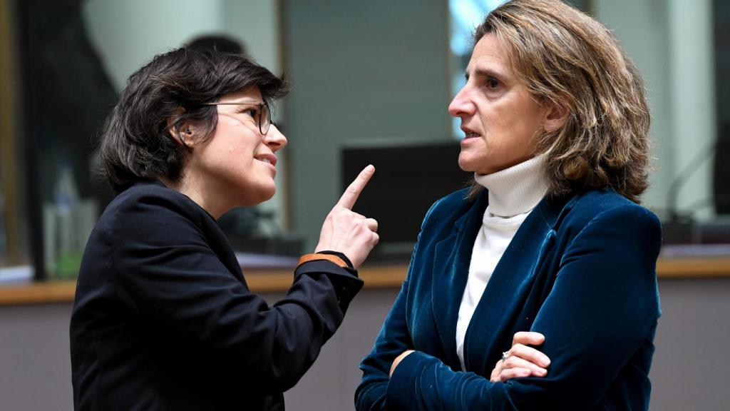 La vicepresidenta tercera, Teresa Ribera, durante la reunión de este martes en Bruselas